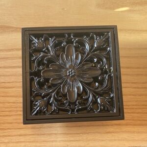 Black Metal Floral Drain Plug 4x4” Bath or Shower